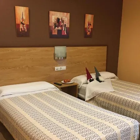 Santa Cristina 3* Pola de Lena