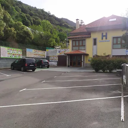 Santa Cristina Hotel 3*