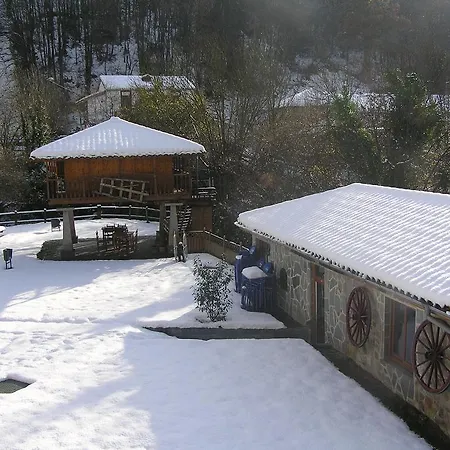 Santa Cristina 3* Pola de Lena