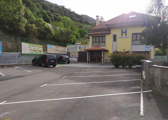 Santa Cristina Hotel 3*